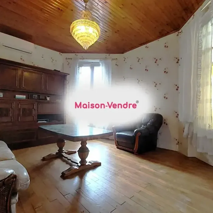 Maison 8 pièces 208 m2 Vénissieux à vendre